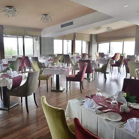 Durusu Park Hotell 3*